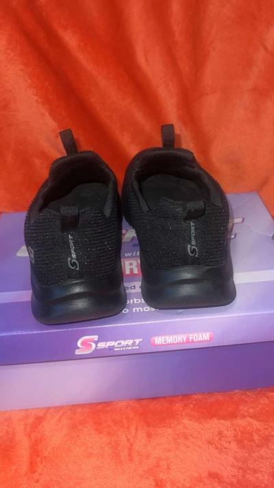 New In Box Skechers Sport black with memory foam womens size - Thumbnail 5