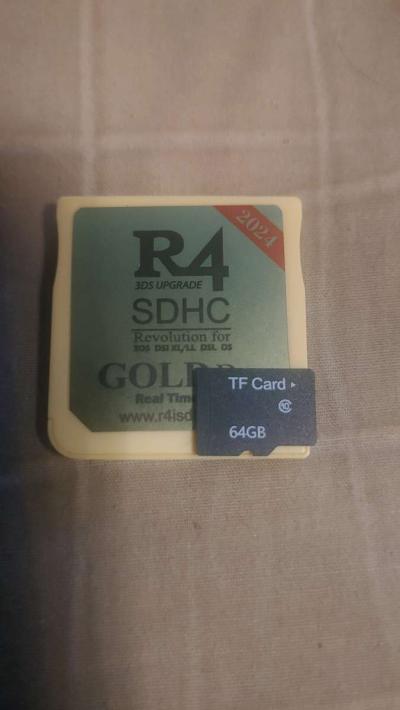 r4 gold pro with games and SD card - Thumbnail 3