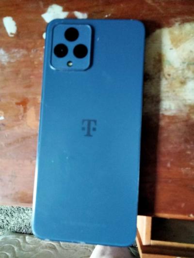 a revvel 6 5g - Thumbnail 2