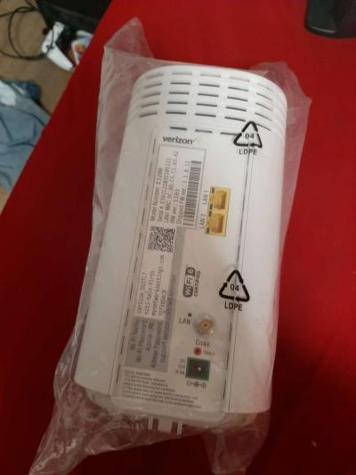 Verizon E3200 Router SEALED - Thumbnail 2