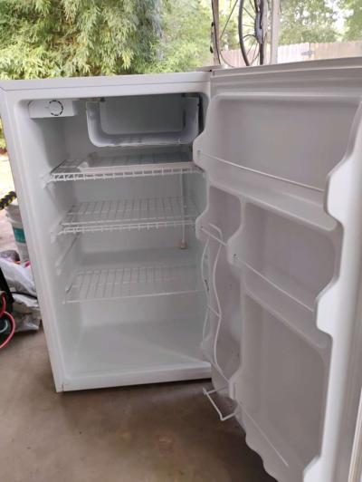 keystone due mini fridge - Thumbnail 3