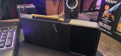 RTX 3070 FE - Thumbnail 2