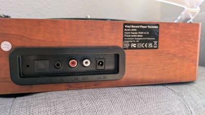 Wireless Vinyl Record Player - Thumbnail 3