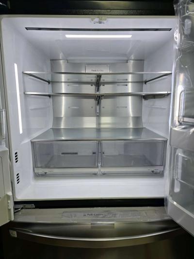 2021 LG Refrigerator  Like New Condition - Thumbnail 2