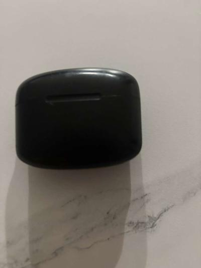 earbuds - Thumbnail 2