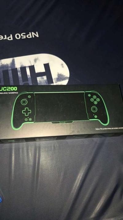 jc200 wireless gaming pad - Thumbnail 1