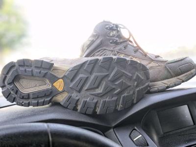 hiking bootsmens size 8 - Thumbnail 2