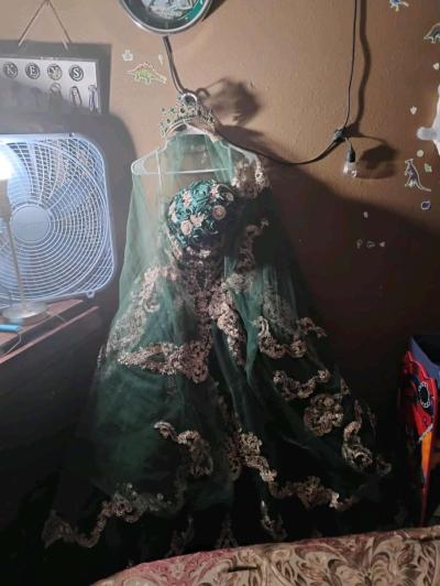 Quinceanera dress Emerald green rose gold - Thumbnail 2