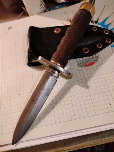 handcrafted custom made fixed blade double edged dagger - Thumbnail 6