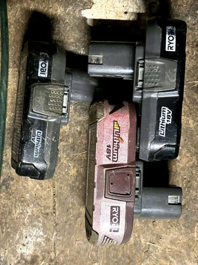 16 pc Ryobi Power Tools - Thumbnail 4