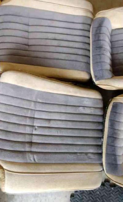 Trans Am back seats set 3Rd generation - Thumbnail 2