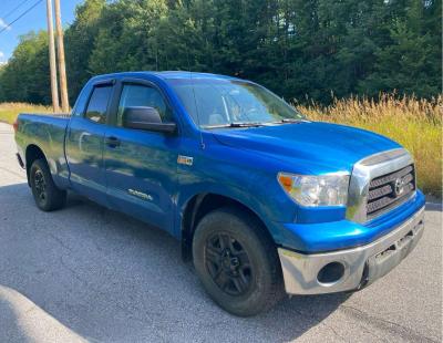 2007 Toyota Tundra SR5 57 V8 reg only shes a beast