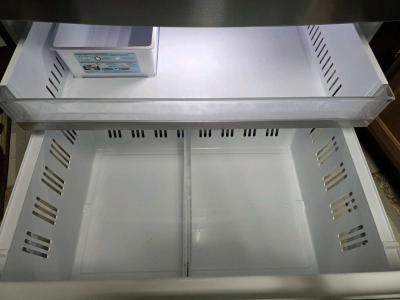 2021 LG Refrigerator  Like New Condition - Thumbnail 5