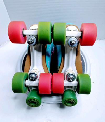 epic girls skates - Thumbnail 5