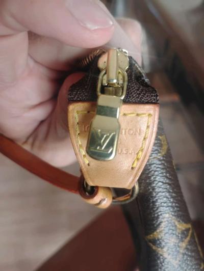 Louis Vuitton womens shoulder bag - Thumbnail 3
