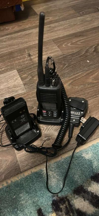 handheld radio - Thumbnail 2