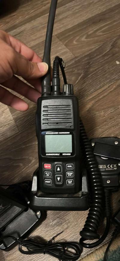 handheld radio - Thumbnail 3