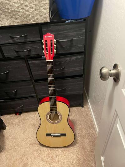 guitar - Thumbnail 4