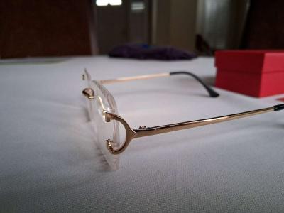 Classy sunglasses - Thumbnail 2