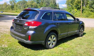 2011 Subaru Outback 201k clean title flawless - Thumbnail 6
