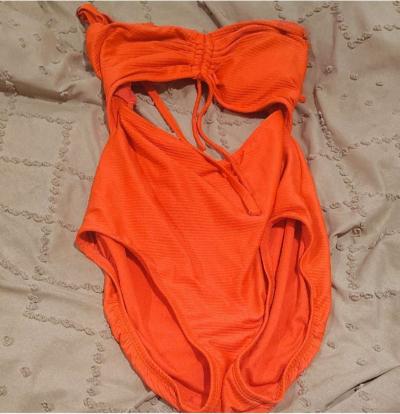 swim wear - Thumbnail 1