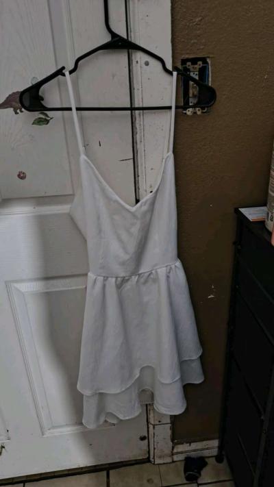 prom dress white - Perris, California