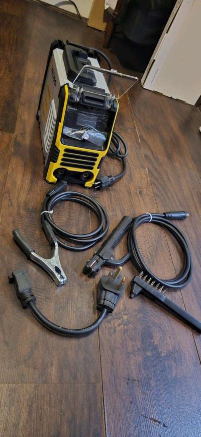 welding machine dual voltage 110v 220v - Thumbnail 2