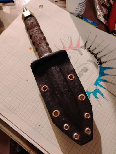 handcrafted custom made fixed blade double edged dagger - Thumbnail 2