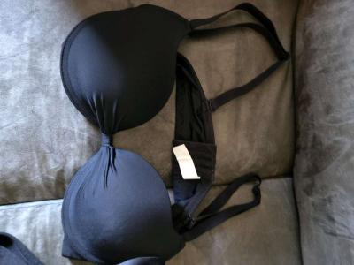 Sports bras and bras - Thumbnail 2