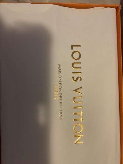 lv shoes - Thumbnail 2