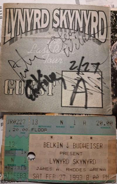 Lynyrd Skynrd autographs