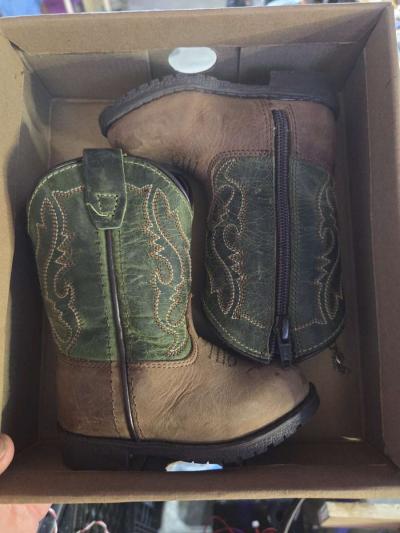 cowboy boots - Thumbnail 4