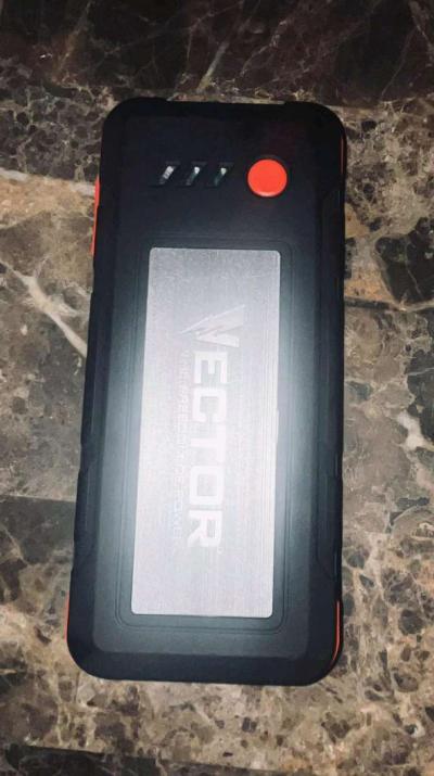 The VECTOR SS16LV 1600 Peak Amp LiIon Jump Starter Portable - Thumbnail 4