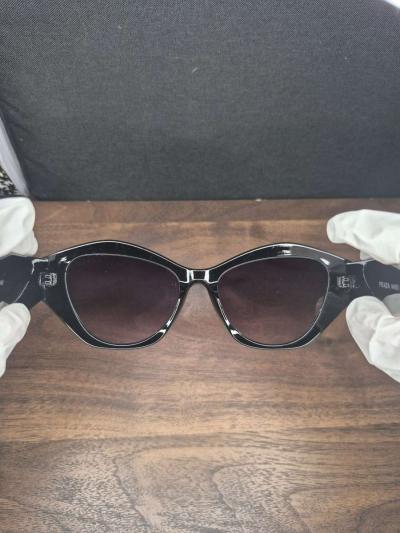 Prada Sun glasses - Thumbnail 5