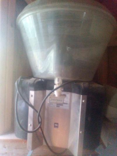 refrigerated beverage dispenser - Thumbnail 3