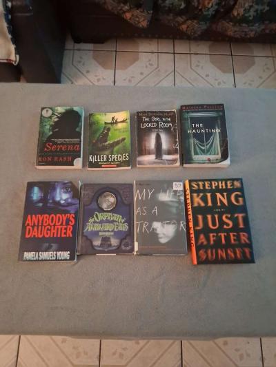 Lot Of 58 Horror Books - Thumbnail 6