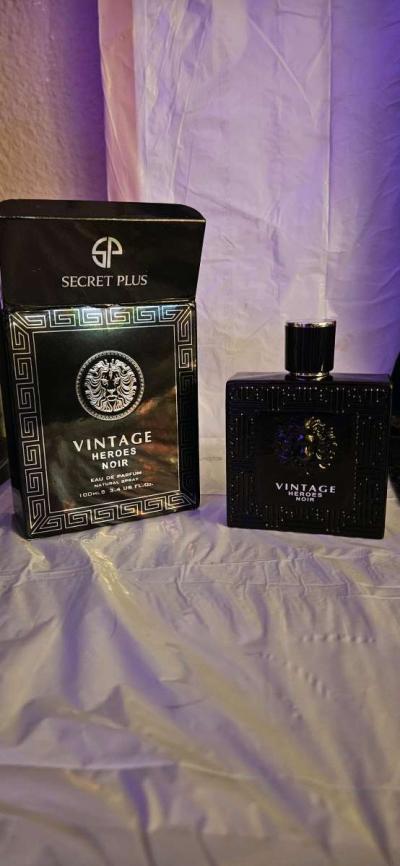 VINTAGE HEROES NOIR