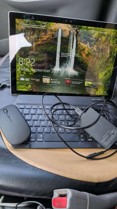 surface pro 4 - Thumbnail 3