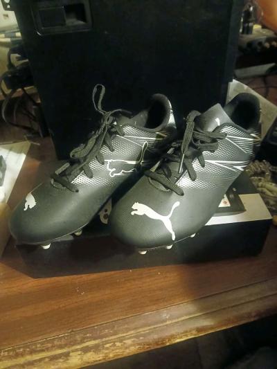 unisex youth soccer cleats - Thumbnail 4