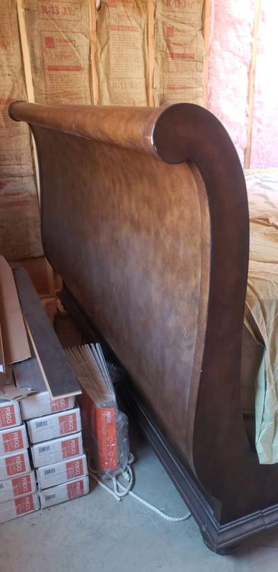 California king bed and Dresser - Thumbnail 6