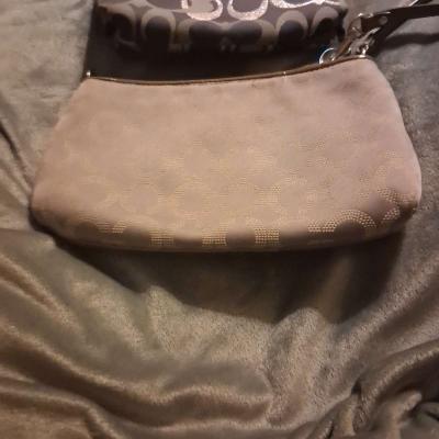 NWOT SET OF 3 VINTAGE COACH Vintage Wristlets  ID LANYARD - Thumbnail 3