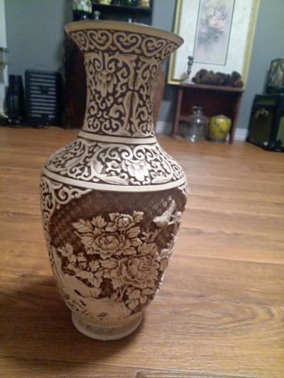 vintage Chinese Asian white cinnabar vase - Thumbnail 3
