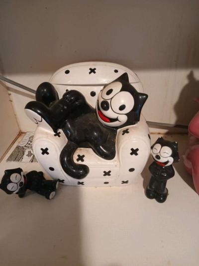 Felix the Cat Cookie Jar And salt and pepper shakers