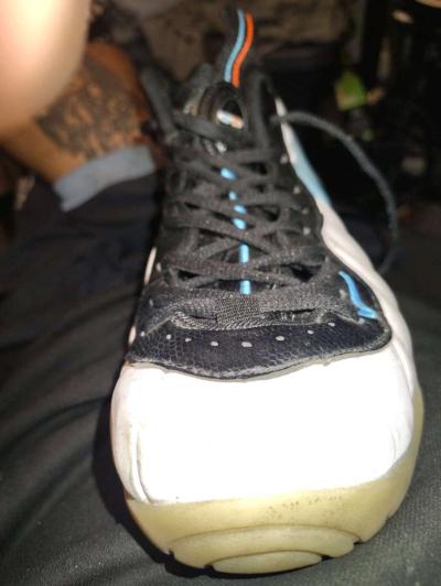 Foamposites size 11 mens great condition - Thumbnail 2