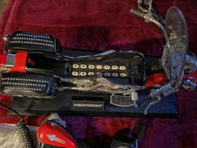 Harley landlines phone - Thumbnail 2