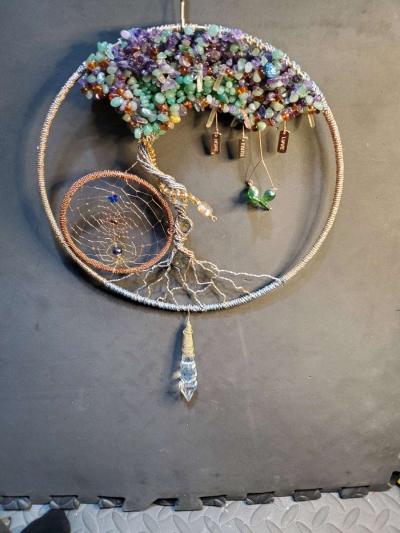 Hanging tree suncatcher - Thumbnail 5