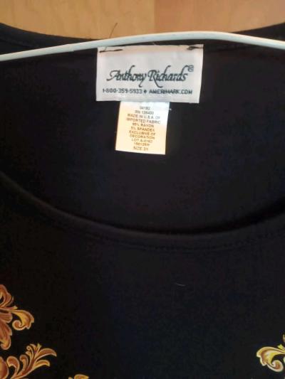 Black with gold design tunic - Thumbnail 3