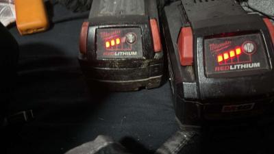 Milwaukee drill 18 V - Thumbnail 2