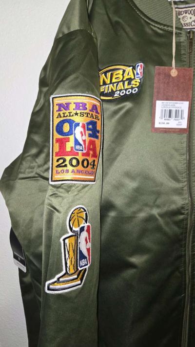 Mitchelle and Ness Lakers jacket - Thumbnail 2