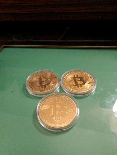 Golden tribute type Bitcoins set of three coins for sale - Thumbnail 1